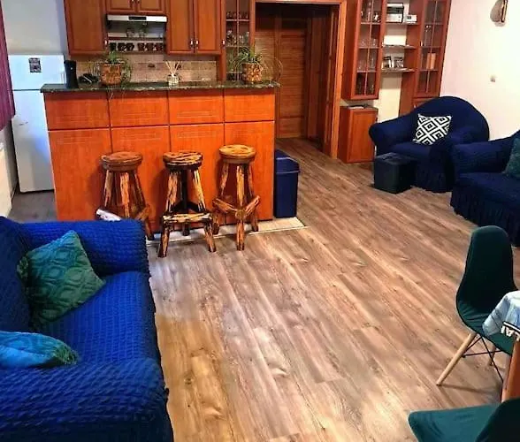 Dezsa 발라톤알마디